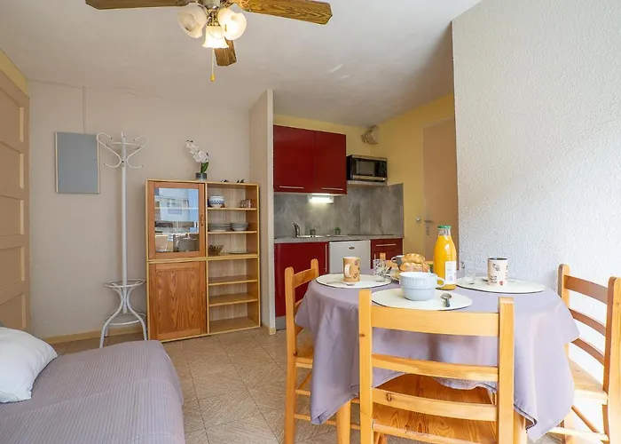 Apartment Les Mas De La Mer-6 By Interhome *